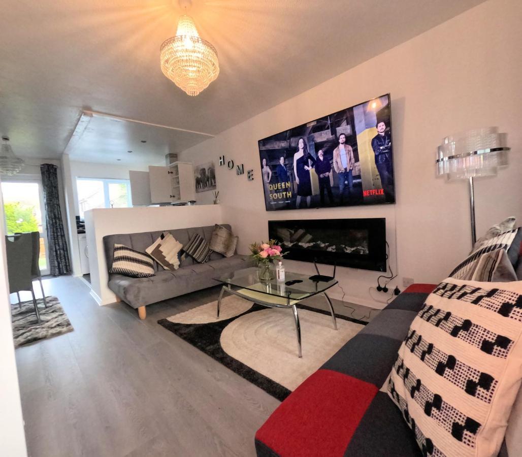 Wolverton  Milton Keynes Luxury Short Stay House With Wifi And Free Parking מראה חיצוני תמונה