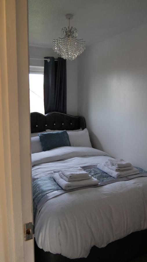 Wolverton  Milton Keynes Luxury Short Stay House With Wifi And Free Parking מראה חיצוני תמונה