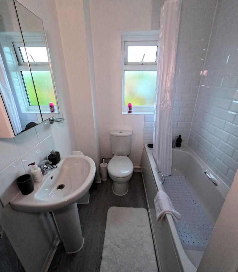 Wolverton  Milton Keynes Luxury Short Stay House With Wifi And Free Parking מראה חיצוני תמונה