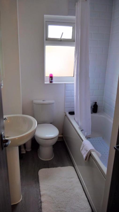 Wolverton  Milton Keynes Luxury Short Stay House With Wifi And Free Parking מראה חיצוני תמונה