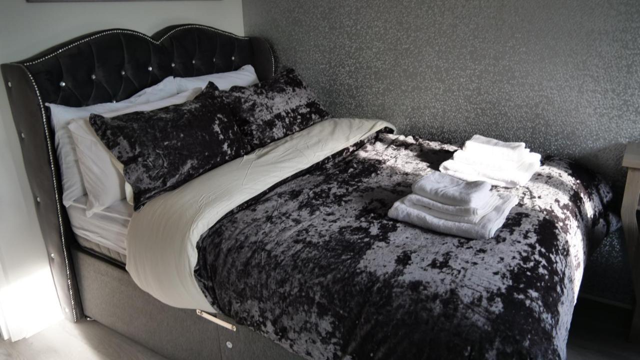 Wolverton  Milton Keynes Luxury Short Stay House With Wifi And Free Parking מראה חיצוני תמונה