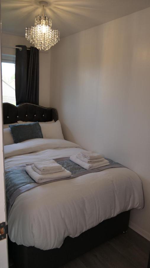 Wolverton  Milton Keynes Luxury Short Stay House With Wifi And Free Parking מראה חיצוני תמונה